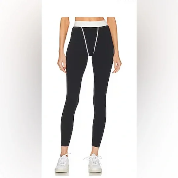 Black leggings - Picture 2 of 2